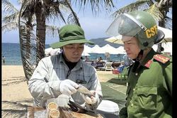 Xử lý người bán kem ở Nha Trang sau khi du khách Thái Lan tố bị 'chặt chém'