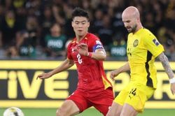 Tuyển Việt Nam: HLV Kim Sang Sik v&agrave; nỗi lo... qu&aacute; tải