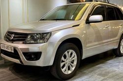 Suzuki Grand Vitara 2014 một thời giá gần 1 tỷ, nay bán 350 triệu có đáng mua?