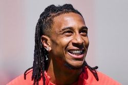 Tiết lộ xúc động về 'hiện tượng' Michael Olise ở Bayern Munich