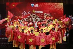 Học lịch sử từ những giai điệu cách mạng