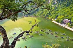 Chủ động đón sóng đầu tư