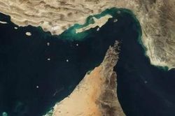 Mỹ hộ tống tàu thuyền đi qua eo biển Hormuz