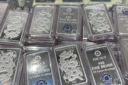 Giá bạc hôm nay 4/5/2026 tăng bốc đầu lên sát 79 triệu rồi lao dốc
