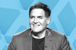 Tỷ phú Mark Cuban điểm mặt 5 nhóm công việc dễ mất 'chén cơm' vì AI