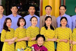 Cụ bà U90 ở Ninh Bình sống kỷ luật khiến nhiều người nể, 40 năm uống 1 loại nước