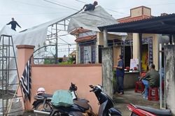 Nghi án nghịch tử tấn công bố mẹ làm 1 người tử vong