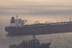 Kế hoạch phong tỏa hàng hải Iran và hộ tống tàu ở Hormuz của Mỹ có hiệu quả?