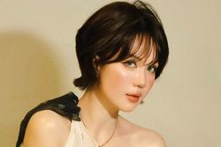 Người đẹp Ngọc Trinh trở lại màn ảnh, khốn khổ vì cảnh hôn