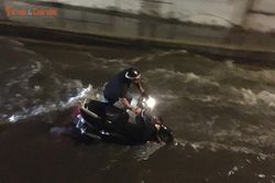 Hầm chui 75 tỷ cửa ngõ TP HCM cứ mưa là... 'có chuyện'
