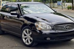 Xe sang Infiniti Q45 2004 giá 160 triệu, bán rẻ nhưng tiềm ẩn rủi ro gì?