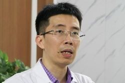 Bác sĩ Việt Nam cấp cứu hành khách nghi đột quỵ trên chuyến bay đến Pháp
