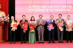 Bộ trưởng GD-ĐT điều động, bổ nhiệm lãnh đạo nhiều đơn vị
