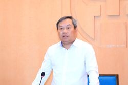 Chủ tịch Hà Nội: Thành phố có thuận lợi trong xây dựng 'xã, phường xã hội chủ nghĩa'