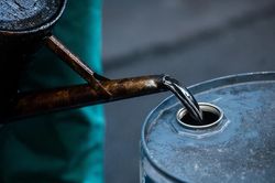 Giá dầu đang chứng kiến một hiện tượng hiếm gặp