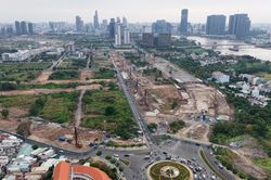 Người dân trông chờ loạt tuyến đường huyết mạch ở Thủ Thiêm sớm hoàn thành