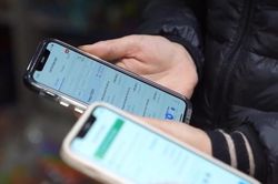 Nỗ lực xóa 'vùng lõm' thông tin về pháp luật thương mại điện tử cho người dân