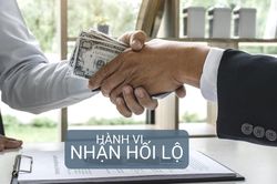 Hối lộ v&agrave;i chục triệu đồng để biến người b&igrave;nh thường th&agrave;nh 'kẻ t&acirc;m thần'