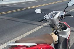 Phát hiện thi thể người phụ nữ dưới mố trụ, xe máy bỏ lại trên cầu Rạch Miễu
