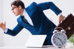 Deadline là gì? Cách quản lý deadline hiệu quả trong công việc và cuộc sống