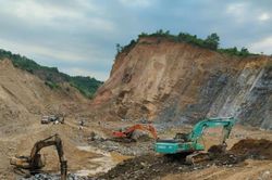 Đà Nẵng yêu cầu siết chặt quản lý khoáng sản, chấm dứt đầu cơ, nâng giá vật liệu xây dựng