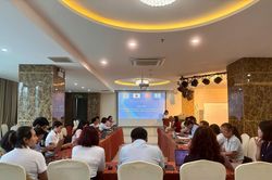 Tập huấn hướng dẫn sử dụng Sổ tay trợ giúp pháp lý cho 50 đại biểu