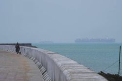 Iran kêu gọi tàu thuyền đi qua eo biển Hormuz bằng hành lang do Tehran cung cấp
