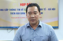 Hàng loạt tuyến đường ở TPHCM ngập sâu chỉ sau một cơn mưa, Sở Xây dựng nói gì?
