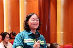 Cử tri kiến nghị có giải pháp cụ thể chăm lo cho công nhân, người lao động