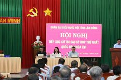 Cử tri xã Tân Minh đề nghị giải quyết dứt điểm tình trạng thiếu nước sinh hoạt