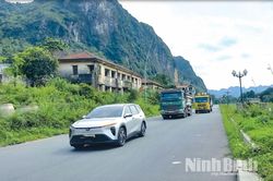 Đẩy nhanh tiến độ giải phóng mặt bằng các dự án giao thông Khu du lịch Tam Chúc