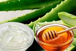 Mật ong kết hợp với nha đam có tác dụng gì với da?