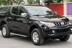 Ba mẫu xe bán tải cũ giá dưới 500 triệu đồng vừa 'lành' vừa kinh tế