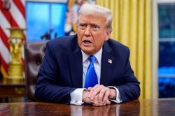 Ông Trump cảnh báo Iran nhanh chóng ký thỏa thuận sau 'cú tát nhẹ'