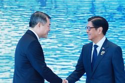 Thủ tướng Lê Minh Hưng và lãnh đạo các nước bắt đầu dự hội nghị cấp cao ASEAN