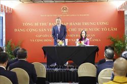 Tổng Bí thư, Chủ tịch nước Tô Lâm gặp gỡ cán bộ các cơ quan đại diện và cộng đồng người Việt Nam tại Sri Lanka