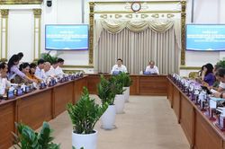 TP. Hồ Chí Minh mở rộng không gian phát triển, hướng tới tăng trưởng 2 con số