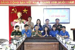 Đoàn phường Hạc Thành ký kết chương trình phối hợp với các đơn vị