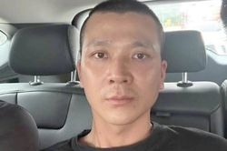 Hà Nội: Lai lịch bất hảo của tài xế xe ôm dùng dao đe dọa đôi vợ chồng, thu 700.000 đồng