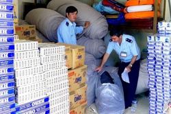V&igrave; sao chống bu&ocirc;n lậu thuốc l&aacute; chưa đạt hiệu quả mong muốn?