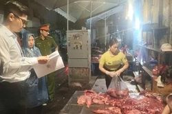 Hà Nội kiểm tra khu bán buôn thịt bò ở Hoàn Kiếm, phát hiện nhiều vi phạm