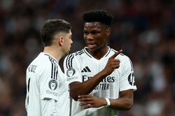 Tchouameni tho&aacute;t &aacute;n nặng trước El Clasico