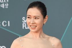 Phản ứng của Son Ye Jin khi nghe &ocirc;ng x&atilde; Hyun Bin n&oacute;i lời ngọt ng&agrave;o