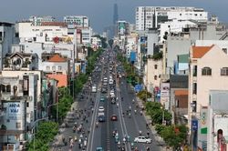 Cận cảnh đường Cộng Hòa 'lột xác', sẵn sàng tổ chức giao thông đảo chiều