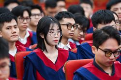 Tỷ lệ tốt nghiệp xuất sắc Đại học Bách khoa Hà Nội thường dao động 3-5%
