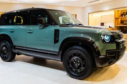 SUV off-road cực hiếm Land Rover Defender Trophy về Việt Nam chỉ 2 chiếc