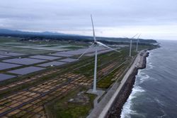 Nhật Bản biến 'vùng đất chết' Fukushima thành thủ phủ điện gió, điện mặt trời