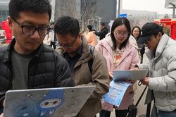 Google v&agrave; Meta dồn lực v&agrave;o AI tự h&agrave;nh động, quyết biến c&ocirc;ng nghệ th&agrave;nh 'mỏ v&agrave;ng'