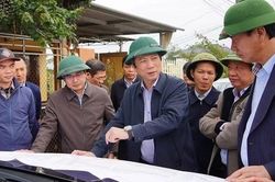 Quyết liệt tìm giải pháp 'có tiền nhưng chưa thể tiêu'