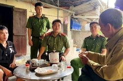 Công an xã tìm lại thân nhân cho liệt sĩ thông qua Đề án 06